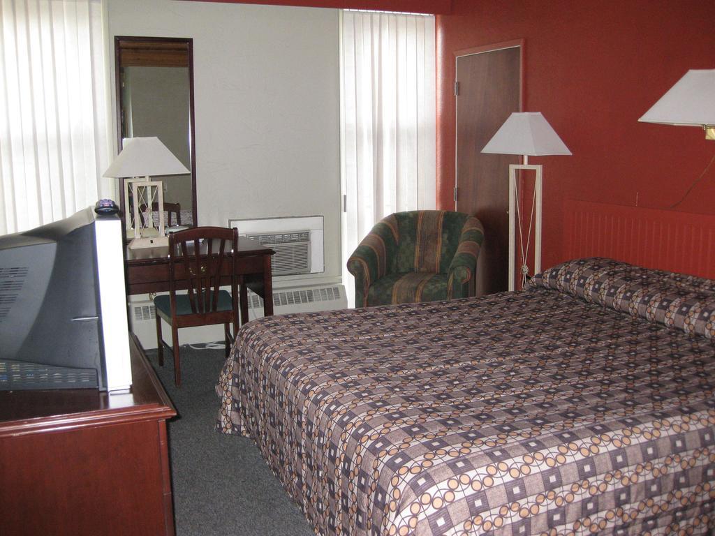 Grizz Hotel Revelstoke Pokoj fotografie