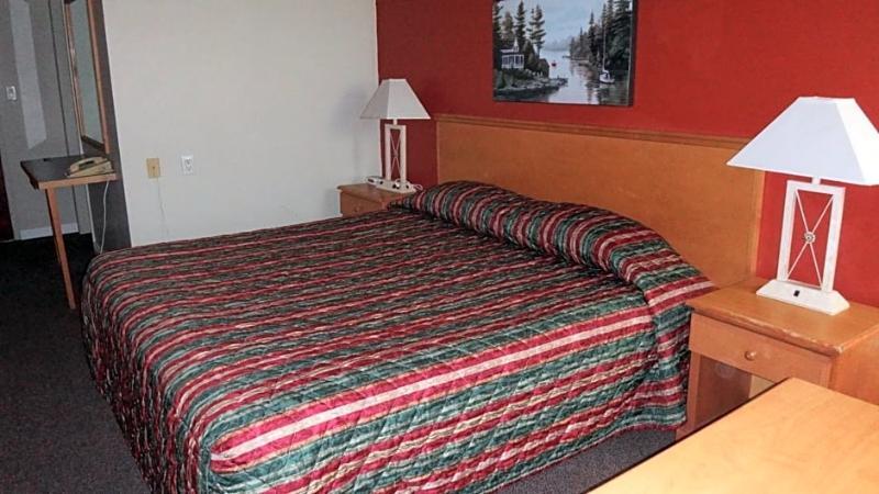 Grizz Hotel Revelstoke Exteriér fotografie