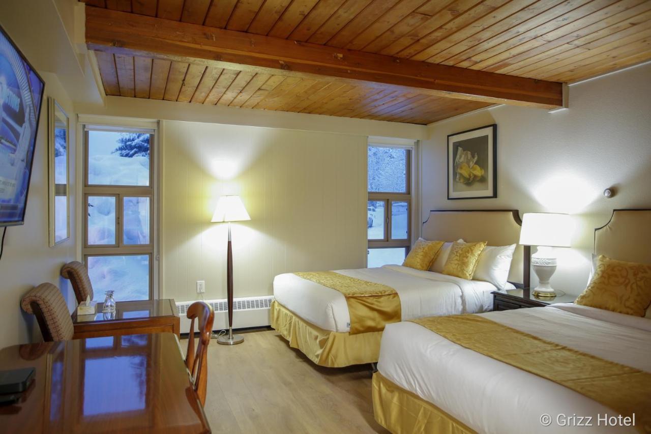 Grizz Hotel Revelstoke Exteriér fotografie