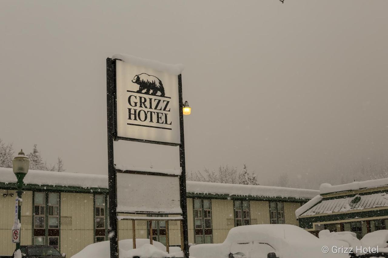 Grizz Hotel Revelstoke Exteriér fotografie